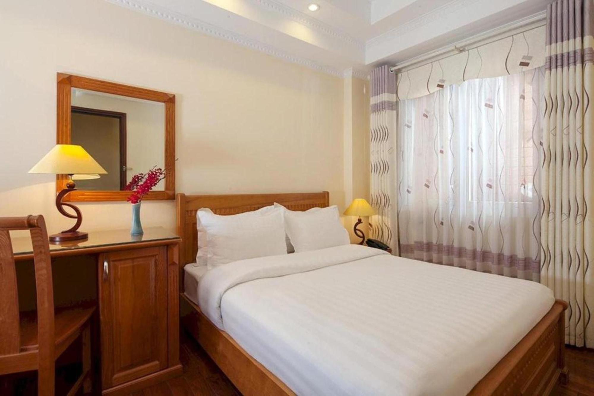 Khách sạn Lucky 3 Hà Nội